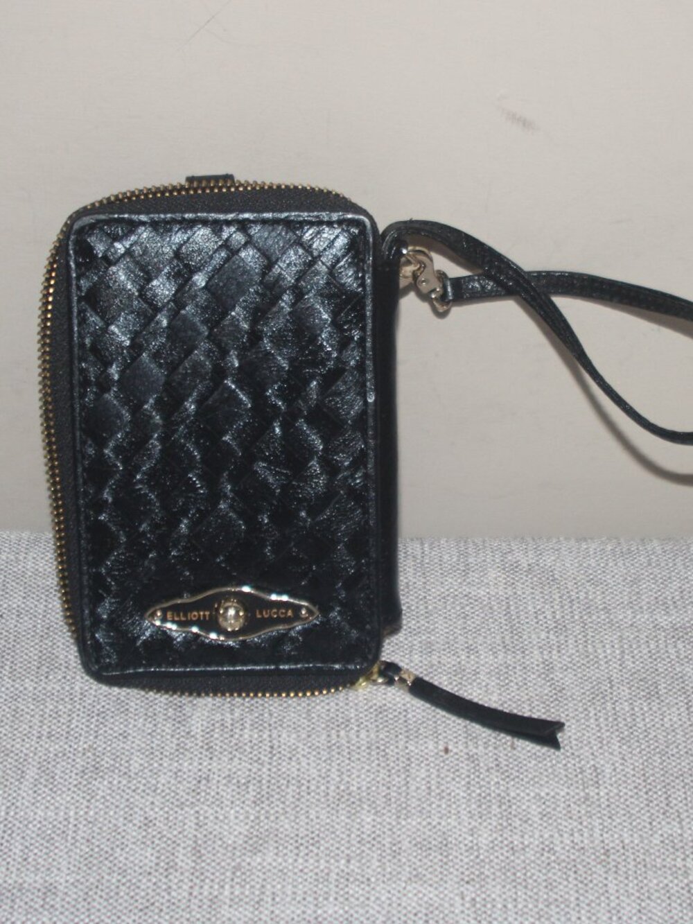 17A  LADIES ELLIOTT LUCCA BLACK LEATHER WRISTLET